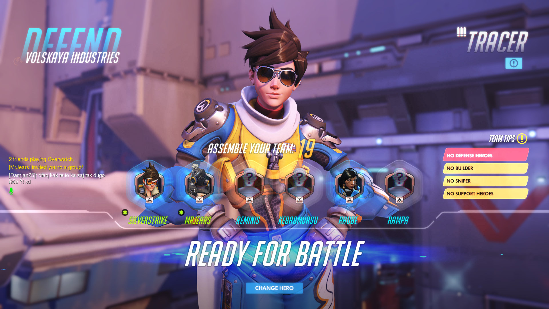 A screenshot of the pre-game phase. As you can see, character models — you see Tracer here — look great, and the typography looks great as well.